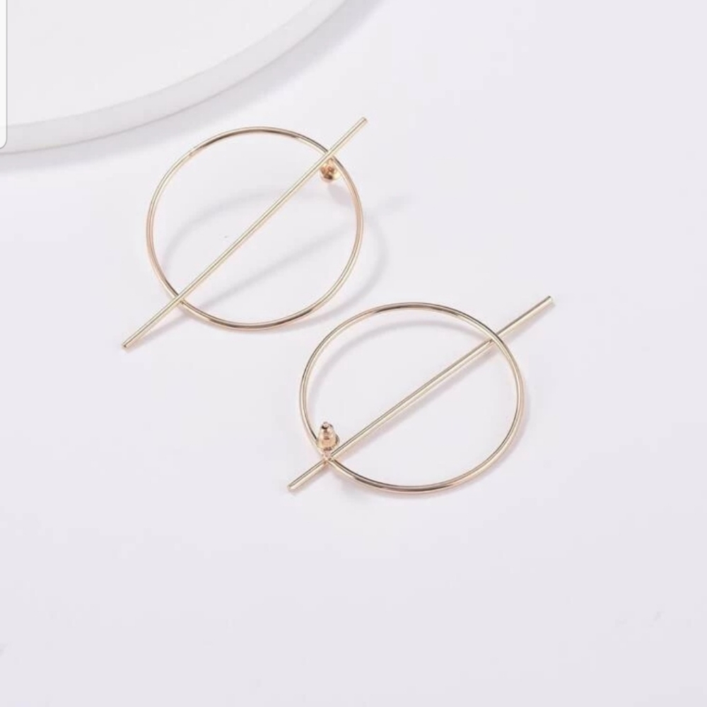 *Hannah* Hoop and Bar Earrings - Picture 2 of 5